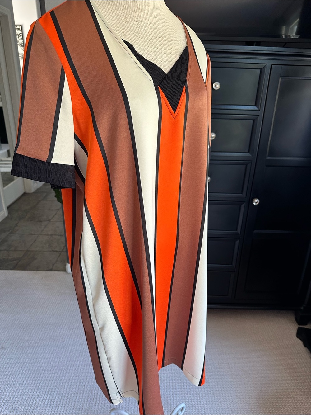 Scotch & Soda V-Neck Dress in Orange, Brown & Cream - Cleveland Browns! - Picture 6 of 15